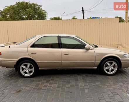 Тойота Камри, объемом двигателя 3 л и пробегом 354 тыс. км за 3200 $, фото 5 на Automoto.ua