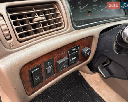 Тойота Камри, объемом двигателя 3 л и пробегом 354 тыс. км за 3200 $, фото 7 на Automoto.ua
