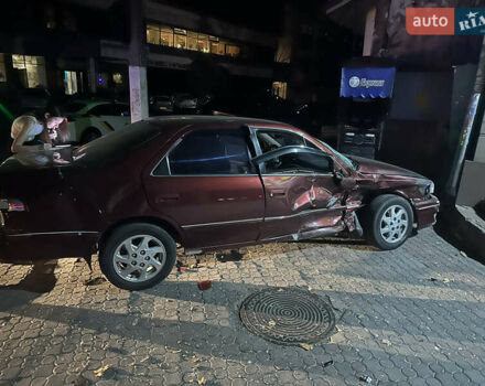 Тойота Камри, объемом двигателя 2.2 л и пробегом 400 тыс. км за 1500 $, фото 18 на Automoto.ua