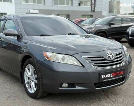 Тойота Камри, объемом двигателя 0 л и пробегом 285 тыс. км за 8690 $, фото 1 на Automoto.ua