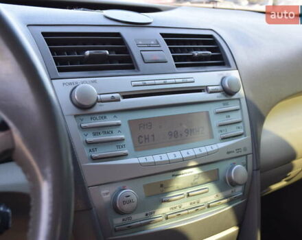 Тойота Камри, объемом двигателя 2.36 л и пробегом 265 тыс. км за 9000 $, фото 19 на Automoto.ua