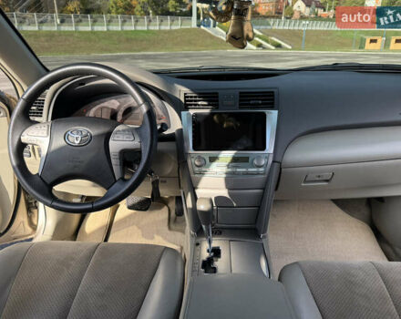 Тойота Камри 2007 в Обухове на Automoto.ua Тойота Камри, объемом двигателя 0 л и пробегом 172 тыс. км за 9700 $, фото 15 на Automoto.ua