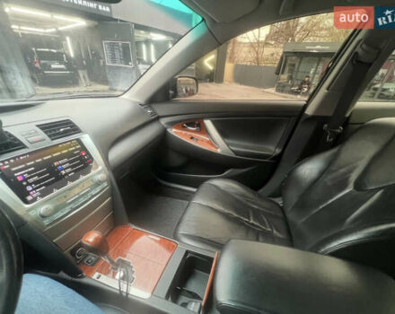 Тойота Камри, объемом двигателя 3.5 л и пробегом 295 тыс. км за 11200 $, фото 7 на Automoto.ua