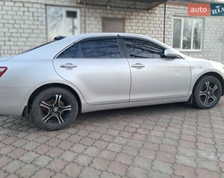 Тойота Камри, объемом двигателя 2.4 л и пробегом 187 тыс. км за 9999 $, фото 2 на Automoto.ua