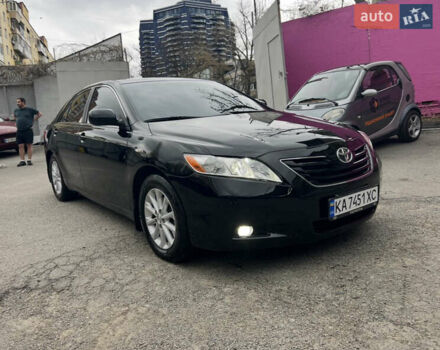 Тойота Камри, объемом двигателя 3.5 л и пробегом 295 тыс. км за 11200 $, фото 1 на Automoto.ua