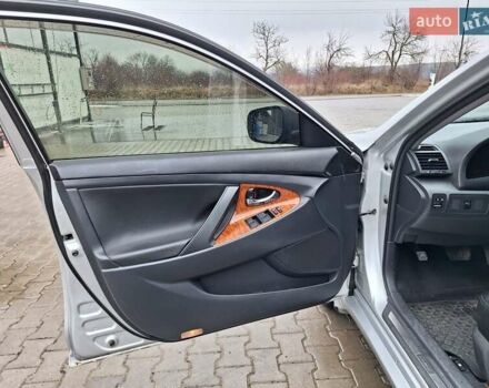 Тойота Камри, объемом двигателя 2.4 л и пробегом 251 тыс. км за 8700 $, фото 32 на Automoto.ua