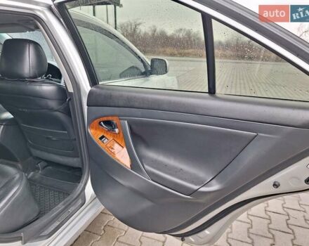 Тойота Камри, объемом двигателя 2.4 л и пробегом 251 тыс. км за 8700 $, фото 21 на Automoto.ua