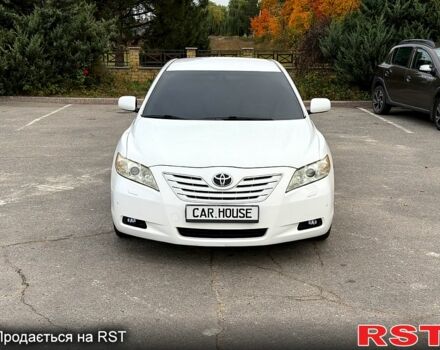 Тойота Камри, объемом двигателя 3.5 л и пробегом 220 тыс. км за 9999 $, фото 4 на Automoto.ua