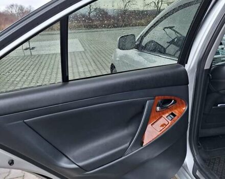 Тойота Камри, объемом двигателя 2.4 л и пробегом 251 тыс. км за 8700 $, фото 23 на Automoto.ua