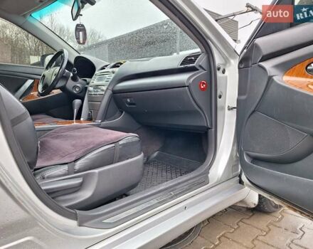 Тойота Камри, объемом двигателя 2.4 л и пробегом 251 тыс. км за 8700 $, фото 30 на Automoto.ua