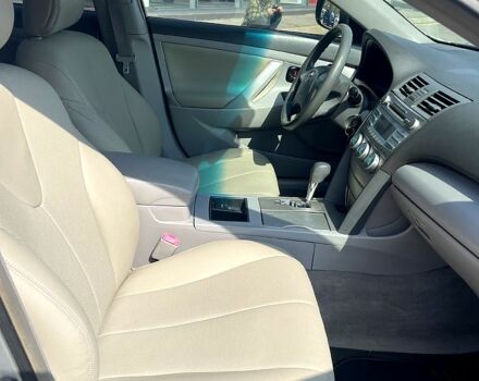 Тойота Камри, объемом двигателя 2.4 л и пробегом 287 тыс. км за 7300 $, фото 8 на Automoto.ua