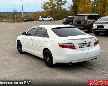 Тойота Камри, объемом двигателя 3.5 л и пробегом 220 тыс. км за 9999 $, фото 1 на Automoto.ua