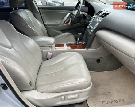 Тойота Камри, объемом двигателя 2.4 л и пробегом 189 тыс. км за 7800 $, фото 7 на Automoto.ua