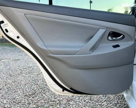 Тойота Камри, объемом двигателя 0 л и пробегом 260 тыс. км за 8700 $, фото 29 на Automoto.ua