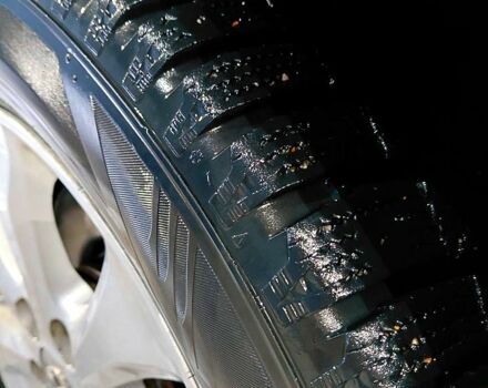 Тойота Камри, объемом двигателя 2.5 л и пробегом 252 тыс. км за 9300 $, фото 5 на Automoto.ua