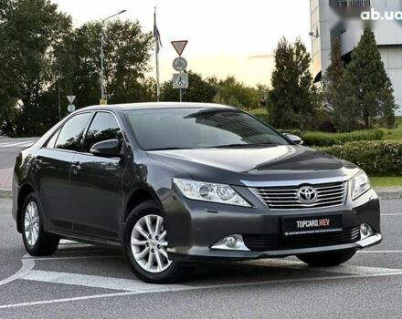 Тойота Камри, объемом двигателя 0 л и пробегом 140 тыс. км за 12999 $, фото 2 на Automoto.ua