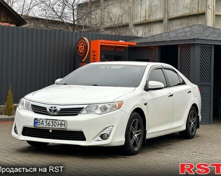 Тойота Камри, объемом двигателя 25 л и пробегом 230 тыс. км за 13500 $, фото 4 на Automoto.ua