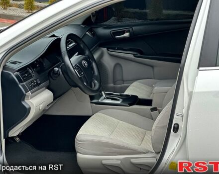 Тойота Камри, объемом двигателя 25 л и пробегом 230 тыс. км за 13500 $, фото 9 на Automoto.ua