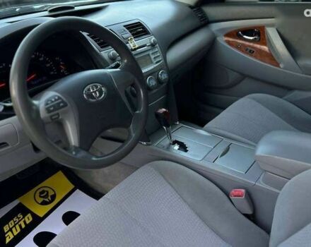 Тойота Камри, объемом двигателя 0 л и пробегом 193 тыс. км за 9990 $, фото 9 на Automoto.ua