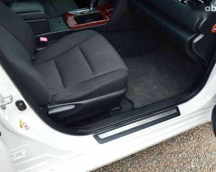 Тойота Камри, объемом двигателя 0 л и пробегом 242 тыс. км за 13700 $, фото 17 на Automoto.ua