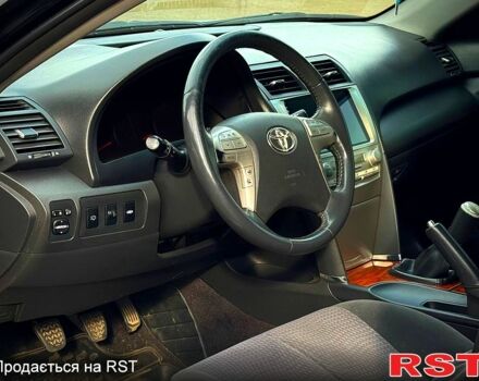 Тойота Камри, объемом двигателя 2.4 л и пробегом 220 тыс. км за 10900 $, фото 4 на Automoto.ua