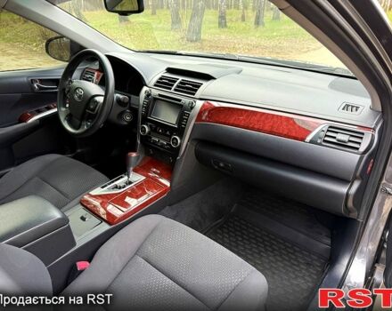Тойота Камри, объемом двигателя 2.5 л и пробегом 173 тыс. км за 13000 $, фото 10 на Automoto.ua