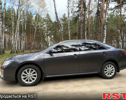 Тойота Камри, объемом двигателя 2.5 л и пробегом 173 тыс. км за 13000 $, фото 4 на Automoto.ua