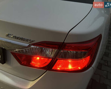 Тойота Камри, объемом двигателя 2.5 л и пробегом 258 тыс. км за 15000 $, фото 12 на Automoto.ua