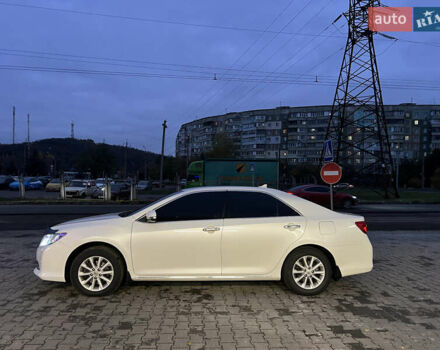 Тойота Камри, объемом двигателя 2.5 л и пробегом 258 тыс. км за 15000 $, фото 2 на Automoto.ua