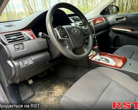 Тойота Камри, объемом двигателя 2.5 л и пробегом 173 тыс. км за 13000 $, фото 6 на Automoto.ua