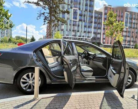 Тойота Камрі, об'ємом двигуна 2.5 л та пробігом 268 тис. км за 11490 $, фото 25 на Automoto.ua