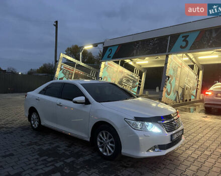 Тойота Камри, объемом двигателя 2.5 л и пробегом 258 тыс. км за 15000 $, фото 7 на Automoto.ua