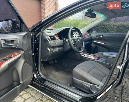 Тойота Камри, объемом двигателя 2.5 л и пробегом 143 тыс. км за 12950 $, фото 17 на Automoto.ua