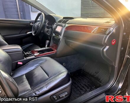 Тойота Камри, объемом двигателя 2.5 л и пробегом 230 тыс. км за 11500 $, фото 8 на Automoto.ua