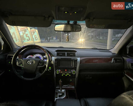Тойота Камри, объемом двигателя 2.5 л и пробегом 258 тыс. км за 15000 $, фото 8 на Automoto.ua