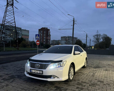 Тойота Камри, объемом двигателя 2.5 л и пробегом 258 тыс. км за 15000 $, фото 1 на Automoto.ua