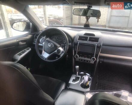 Тойота Камри, объемом двигателя 2.49 л и пробегом 161 тыс. км за 14200 $, фото 10 на Automoto.ua
