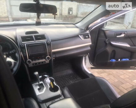 Тойота Камри, объемом двигателя 2.49 л и пробегом 161 тыс. км за 14200 $, фото 11 на Automoto.ua