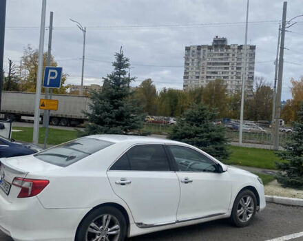 Тойота Камри 2014 в Киеве на Automoto.ua Тойота Камри, объемом двигателя 2.5 л и пробегом 198 тыс. км за 7600 $, фото 1 на Automoto.ua