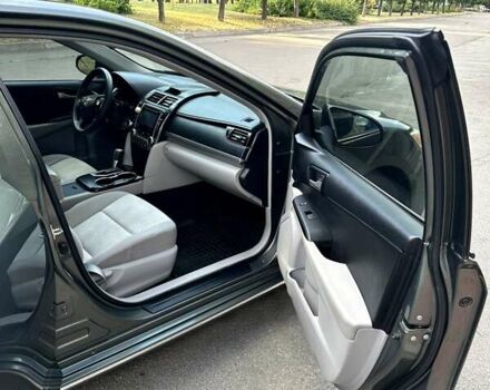 Тойота Камри, объемом двигателя 2.5 л и пробегом 228 тыс. км за 10300 $, фото 9 на Automoto.ua