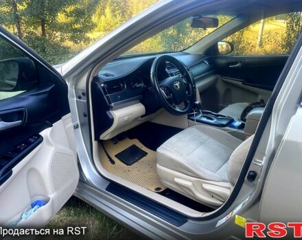 Тойота Камри, объемом двигателя 25 л и пробегом 130 тыс. км за 10000 $, фото 4 на Automoto.ua