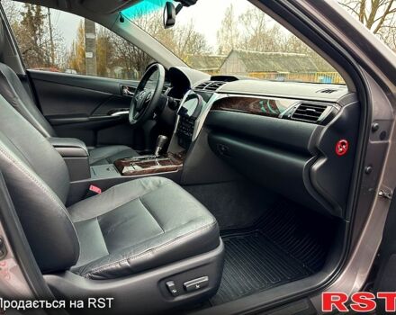 Тойота Камри, объемом двигателя 2.5 л и пробегом 213 тыс. км за 14799 $, фото 12 на Automoto.ua