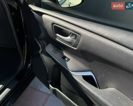 Тойота Камри, объемом двигателя 2.5 л и пробегом 137 тыс. км за 15999 $, фото 17 на Automoto.ua