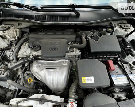Тойота Камри, объемом двигателя 2.49 л и пробегом 122 тыс. км за 19500 $, фото 8 на Automoto.ua
