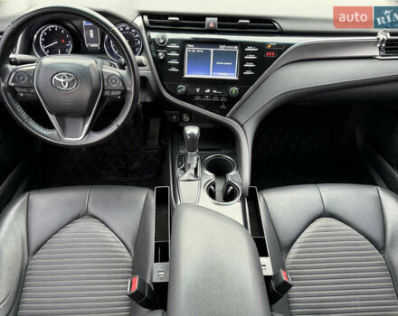 Тойота Камри, объемом двигателя 2.5 л и пробегом 162 тыс. км за 21500 $, фото 18 на Automoto.ua