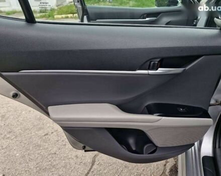 Тойота Камрі, об'ємом двигуна 2.5 л та пробігом 103 тис. км за 18299 $, фото 12 на Automoto.ua