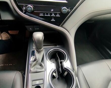 Тойота Камри, объемом двигателя 2.5 л и пробегом 180 тыс. км за 20500 $, фото 1 на Automoto.ua