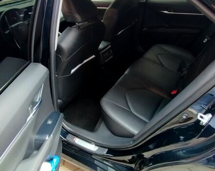 Тойота Камри, объемом двигателя 2.5 л и пробегом 180 тыс. км за 20500 $, фото 7 на Automoto.ua