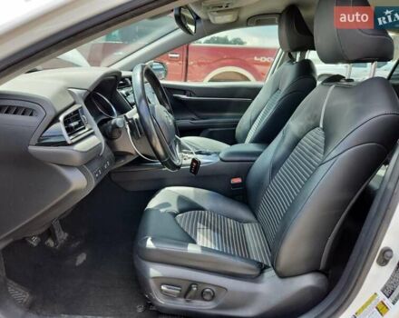 Тойота Камри 2019 в Харькове на Automoto.ua Тойота Камри, объемом двигателя 2.5 л и пробегом 137 тыс. км за 5600 $, фото 6 на Automoto.ua