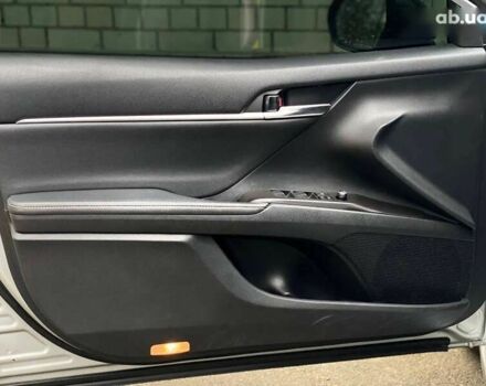 Тойота Камри, объемом двигателя 0 л и пробегом 81 тыс. км за 26990 $, фото 23 на Automoto.ua